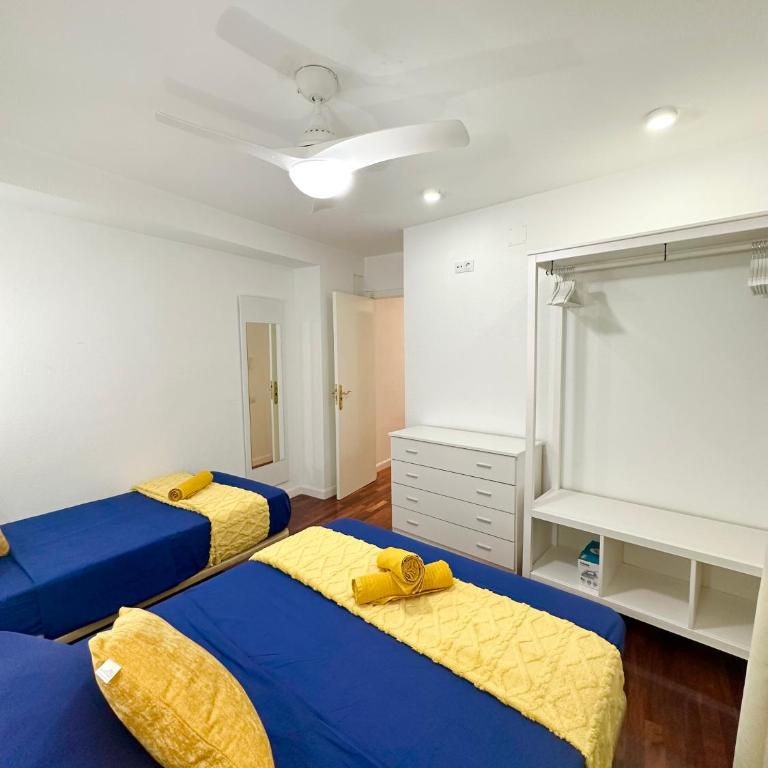 My Flat in Rambla - Four-Bedroom Deluxe Apartment - 37
