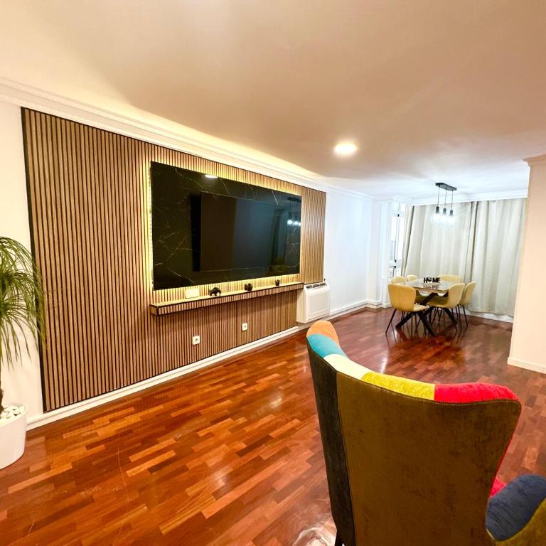 My Flat in Rambla - Four-Bedroom Deluxe Apartment - 34