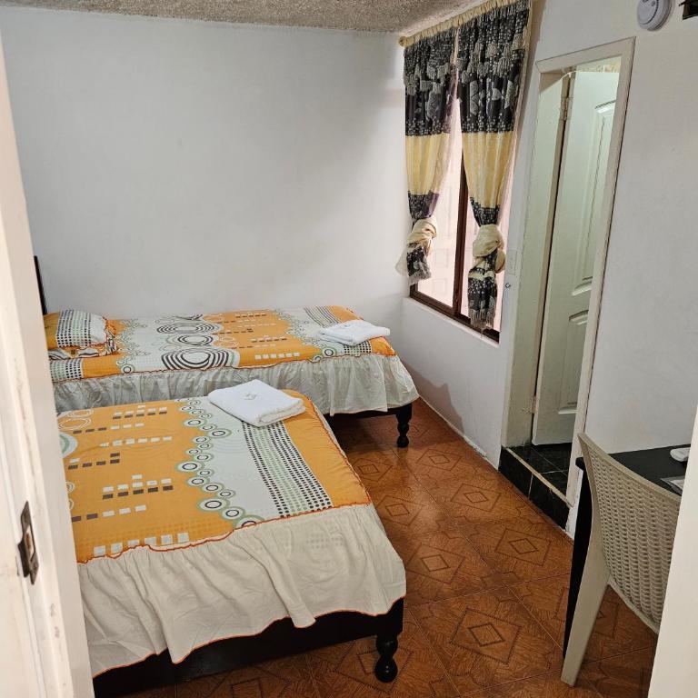 Hostal Cerro Azul - Habitación Doble - 2 camas - 7