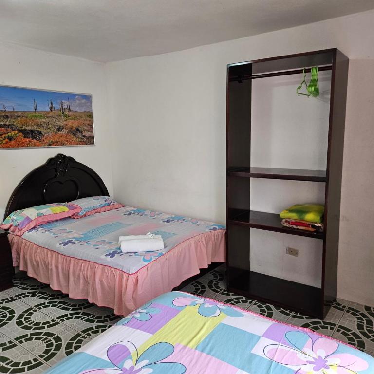 Hostal Cerro Azul - Habitación Doble - 2 camas - 1