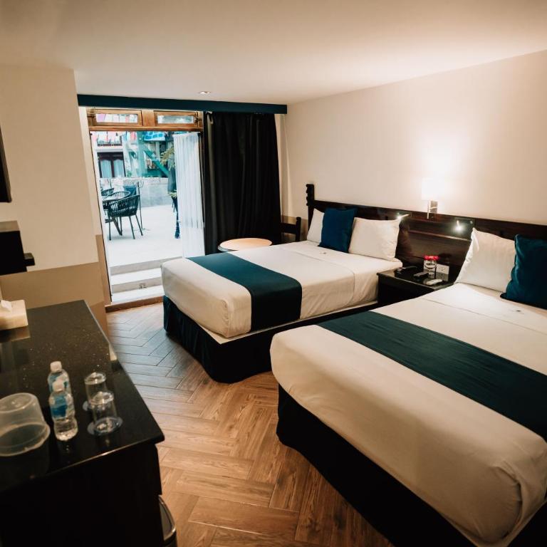 Best Western San Pedro Puebla - Deluxe Double Room with Two Double Beds - 1