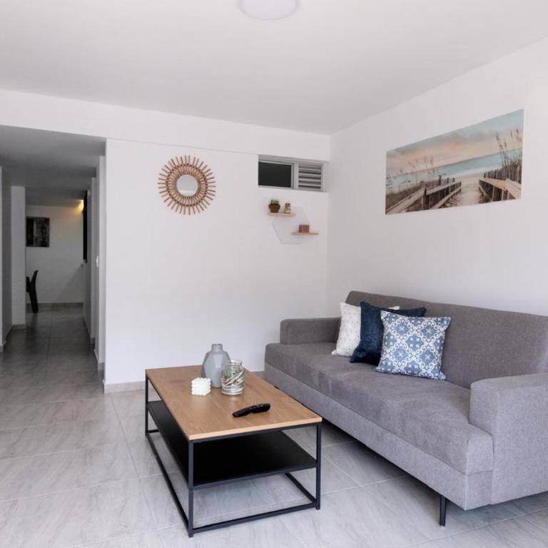 apartamento encantador cerca del centro - Two-Bedroom Apartment - 7