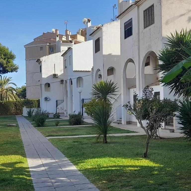 Apartment Los Locos Beach with Balcony and Wi-Fi - One-Bedroom Apartment - 3