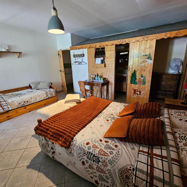 Chambres d'hôtes Olachat proche Annecy - Chambre Familiale avec Salle de Bains Privative - 2