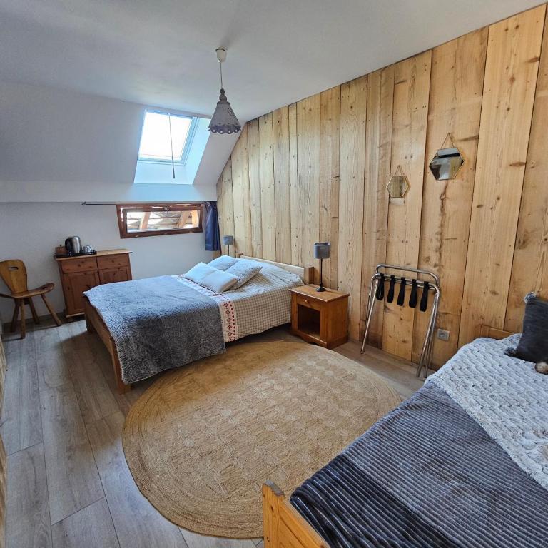 Chambres d'hôtes Olachat proche Annecy - Chambre Familiale avec Salle de Bains Privative - 1