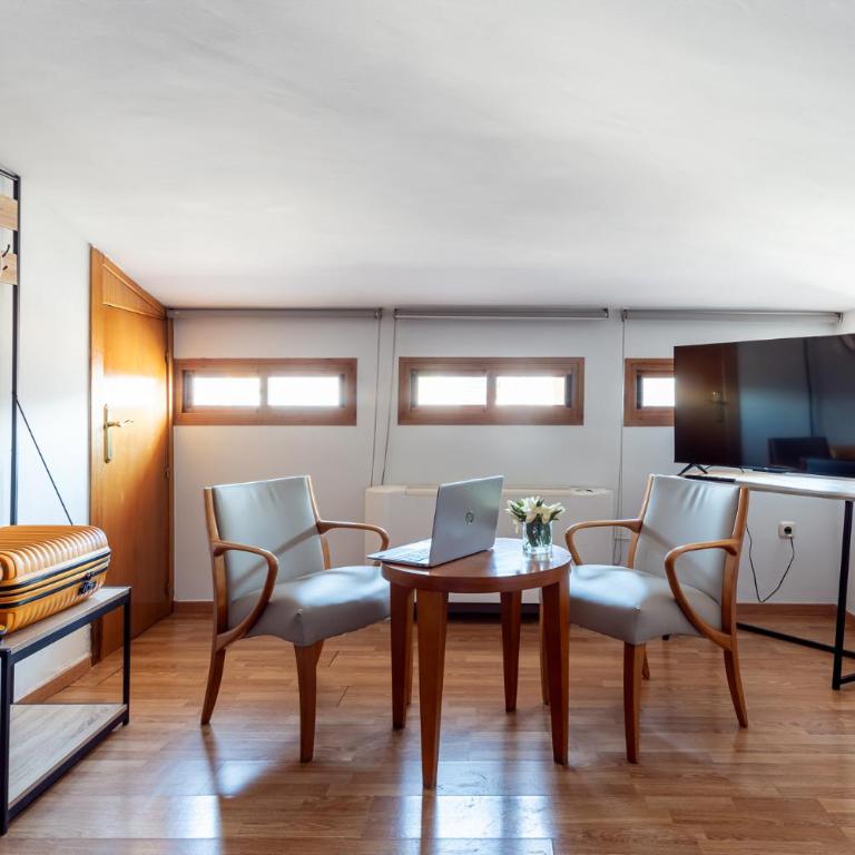 Hotel Reina Mora - Standard Quadruple Room - 4