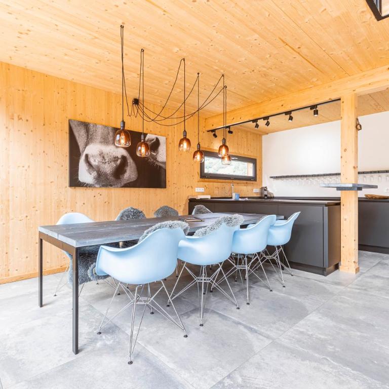 Kreischberg Chalets by ALPS RESORTS - Superior Chalet with 4 bedrooms, sauna or ir-sauna & whirlpool - 1