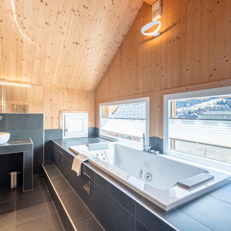 Kreischberg Chalets by ALPS RESORTS - Superior Chalet with 4 bedrooms, sauna or ir-sauna & whirlpool - 3