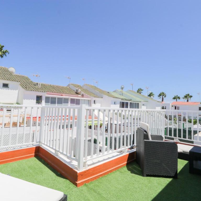 Maspalomas Paradise Retreat - Two-Bedroom Apartment - 24