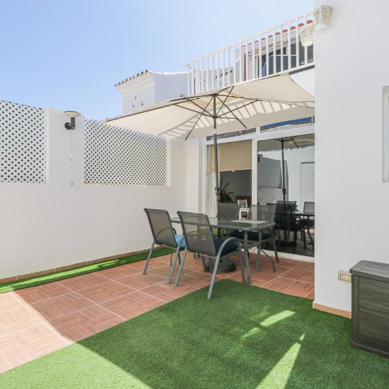 Maspalomas Paradise Retreat - Two-Bedroom Apartment - 32
