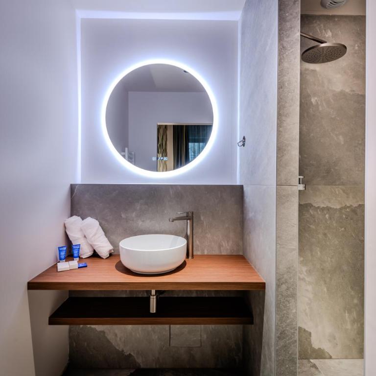 Hôtel Anne de Bretagne - Chambre Double Deluxe - 8