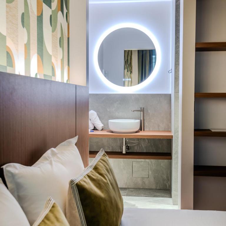 Hôtel Anne de Bretagne - Chambre Double Deluxe - 6