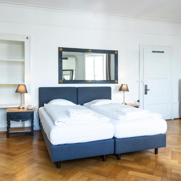 Vevey Hotel & Guesthouse - Chambre Familiale avec Salle de Bains Commune - 28