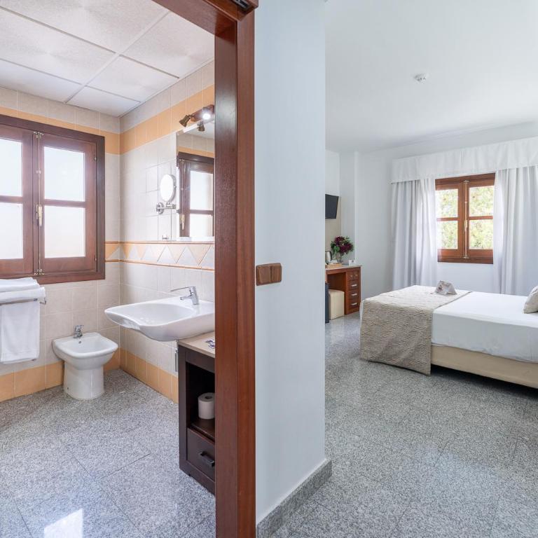 Hotel Plaza Del Castillo - Habitación Doble adaptada para personas con movilidad reducida - 5
