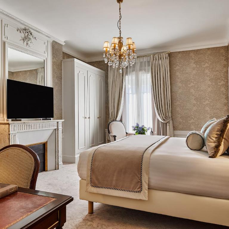 Hotel Westminster - Chambre Exécutive - Vue sur Rue de la Paix - 1