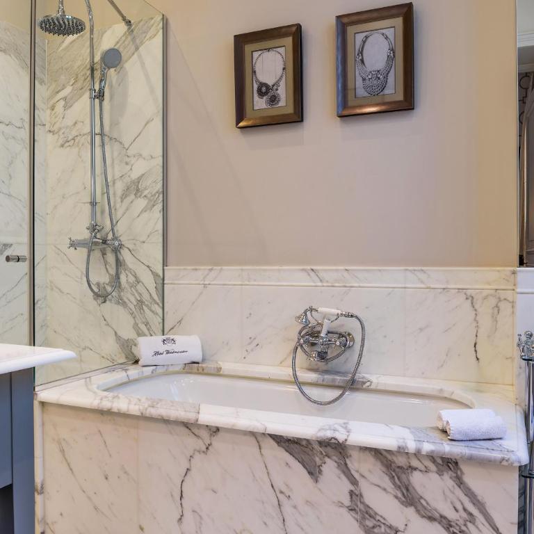 Hotel Westminster - Suite Deluxe - Parisienne - 1