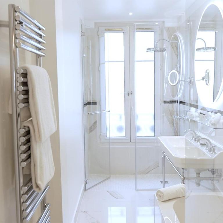 Hotel Westminster - Suite Prestige - Vue sur Rue de la Paix - 1