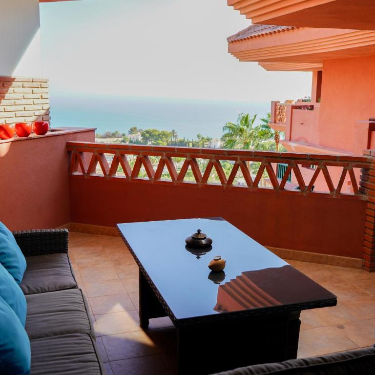 Ático con vistas al mar - Three-Bedroom Apartment - 20