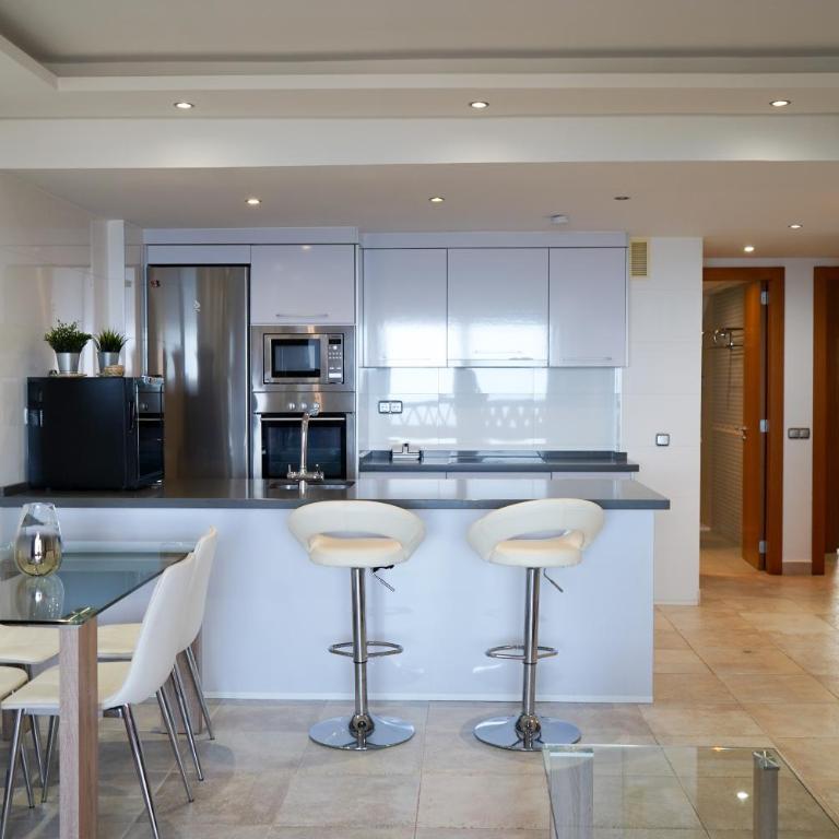 Ático con vistas al mar - Three-Bedroom Apartment - 26