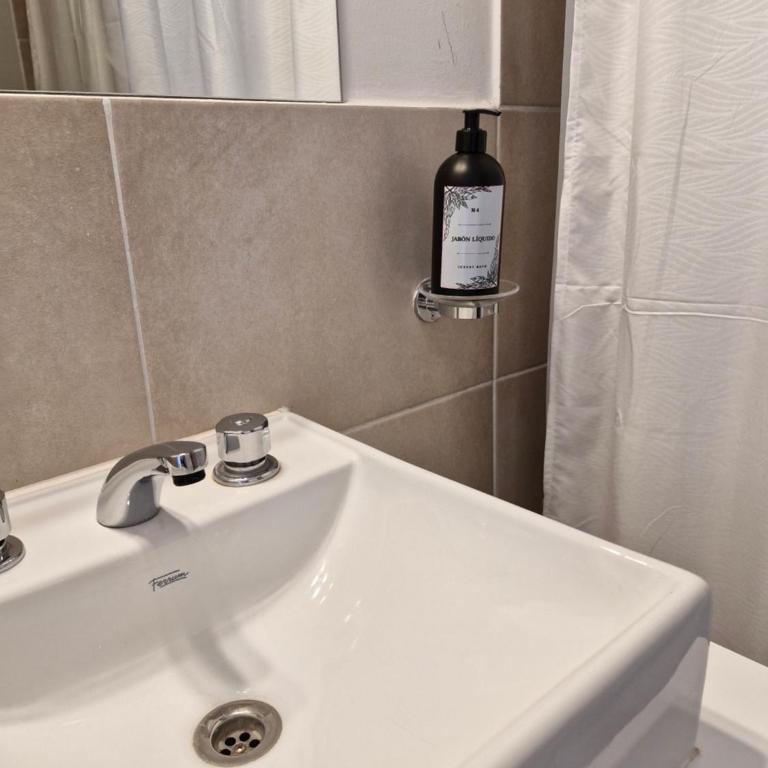 Depto Alem y Central RF - Apartamento de 1 dormitorio - 45