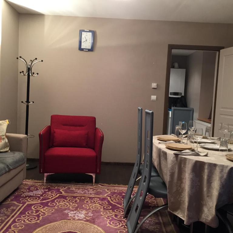 Rochire Location 2 - Appartement - 17
