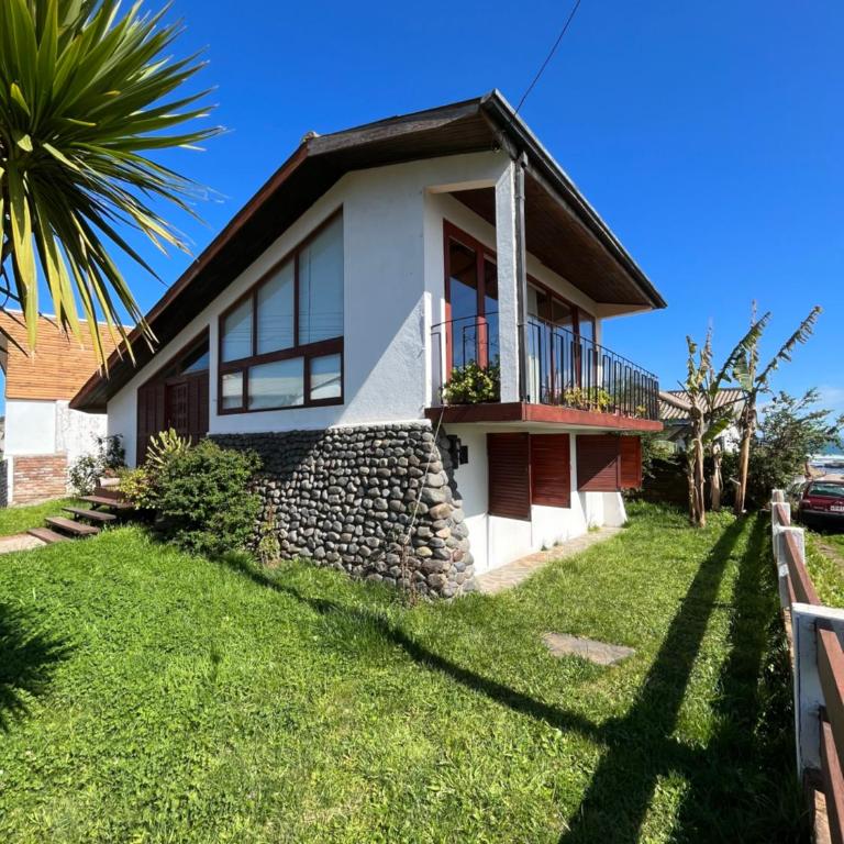 Curanipe Sea View - Three-Bedroom House - 26