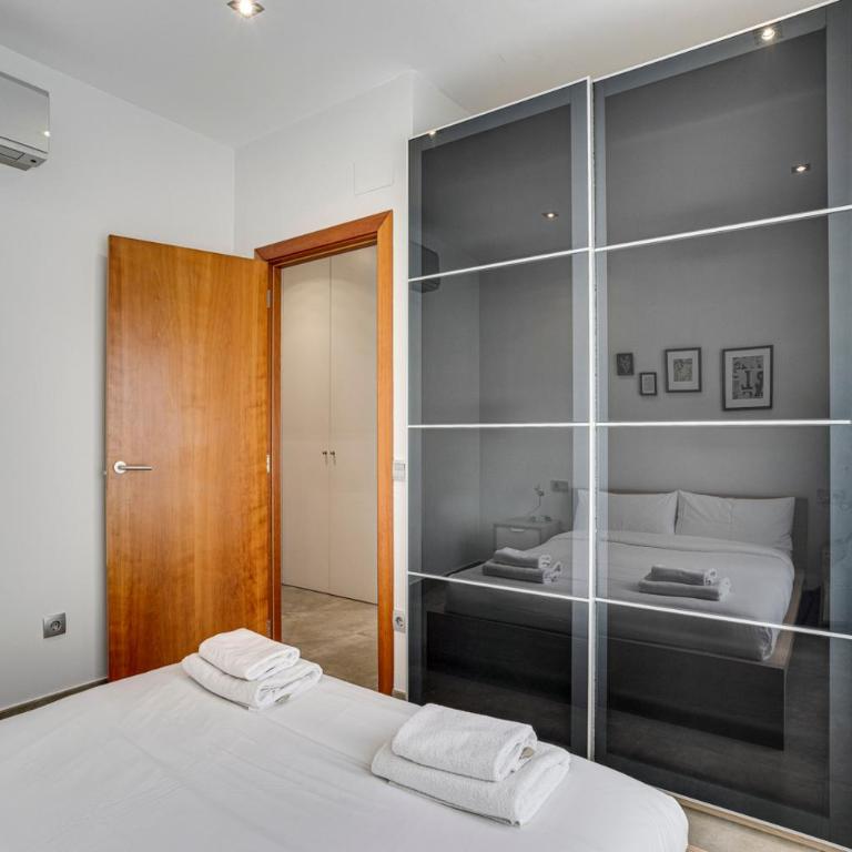 Urban Flats Vallirana - One-Bedroom Apartment - 2