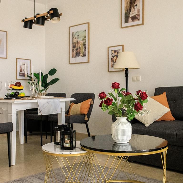 Oasis Cala Alta New Apartment 120qm free parking, pool, 2 bath, 3bdr, Wi-Fi, air-condit - Two-Bedroom Apartment - 64