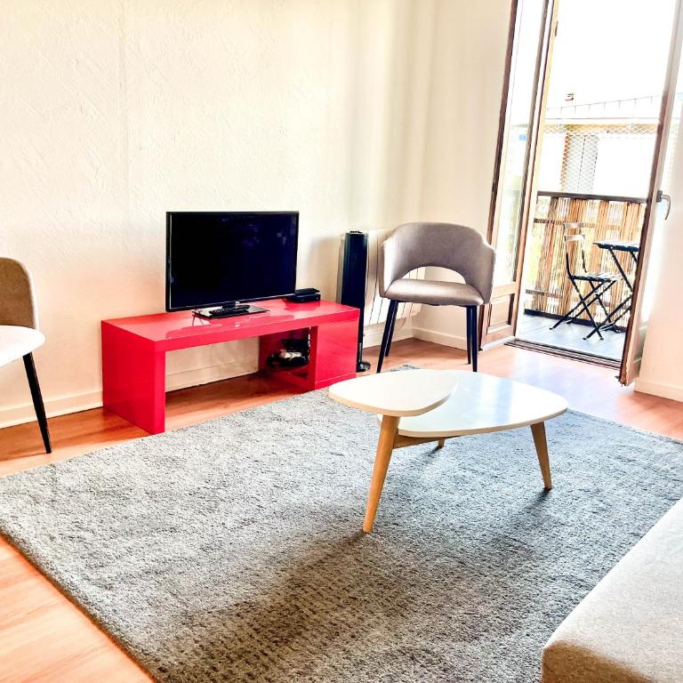 Appartement idéal en plein centre ville proche lac - Apartamento de 1 dormitorio - 2