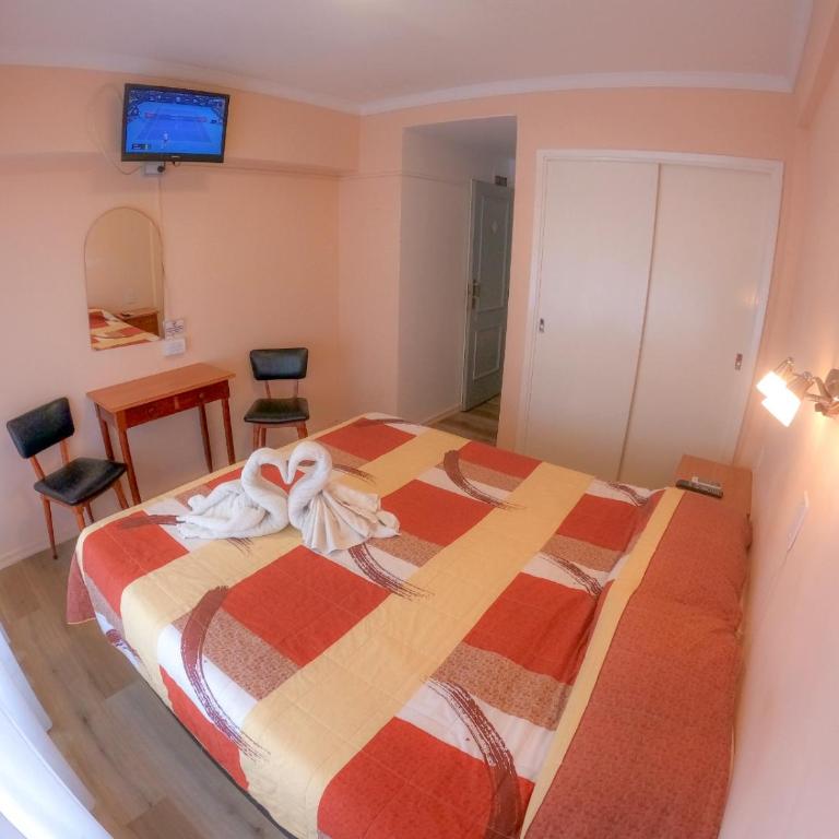 HOTEL 3 DE ABRIL - Habitación Doble Estándar - 2