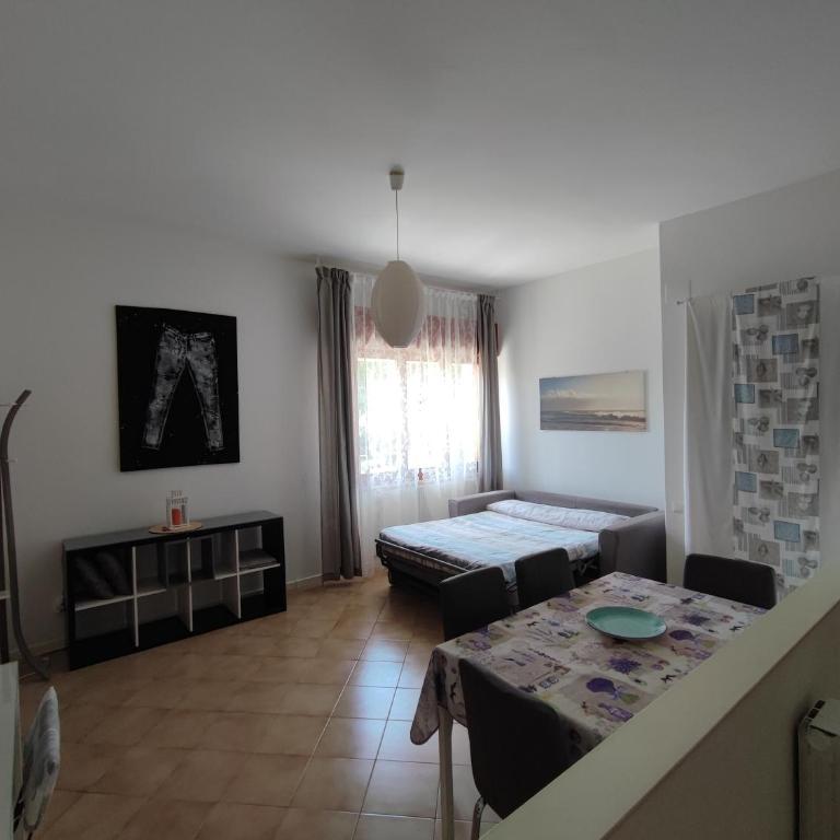 Ampio bilocale con giardino - Two-Bedroom Apartment - 10