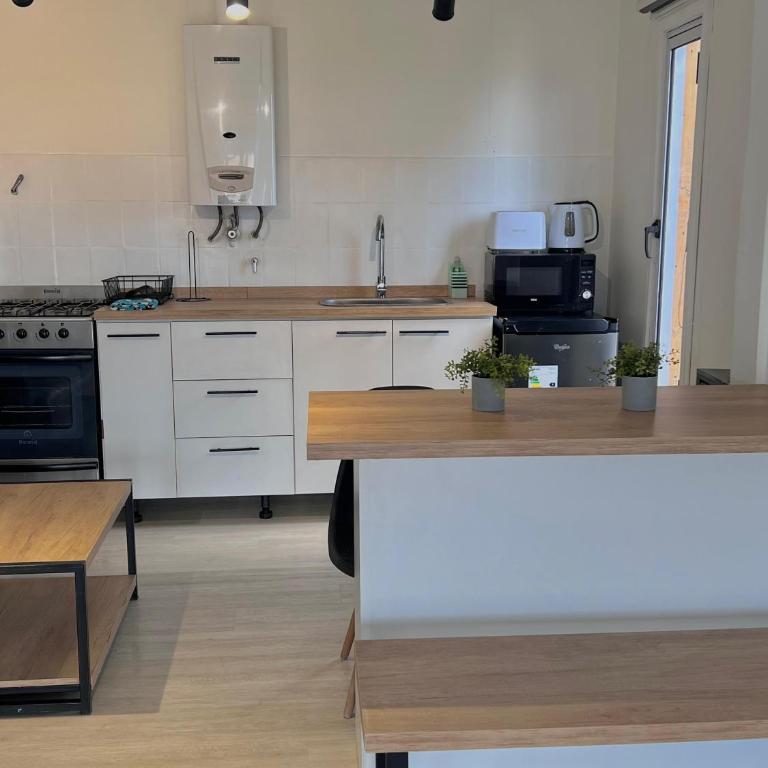 Balcón Austral beautiful apartment with incredible views of the mountains and the city - Family Studio - 4