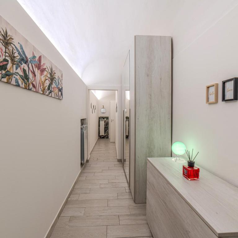 Casa R&R a Due Passi dalla Torre - Appartamento con 1 Camera da Letto - 4
