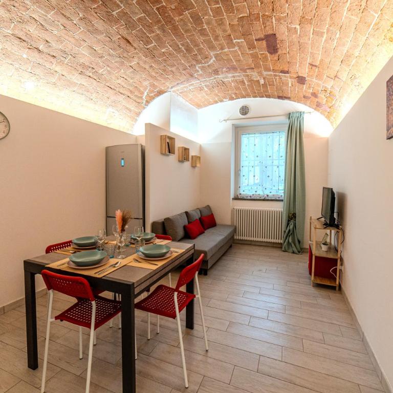 Casa R&R a Due Passi dalla Torre - Appartamento con 1 Camera da Letto - 28