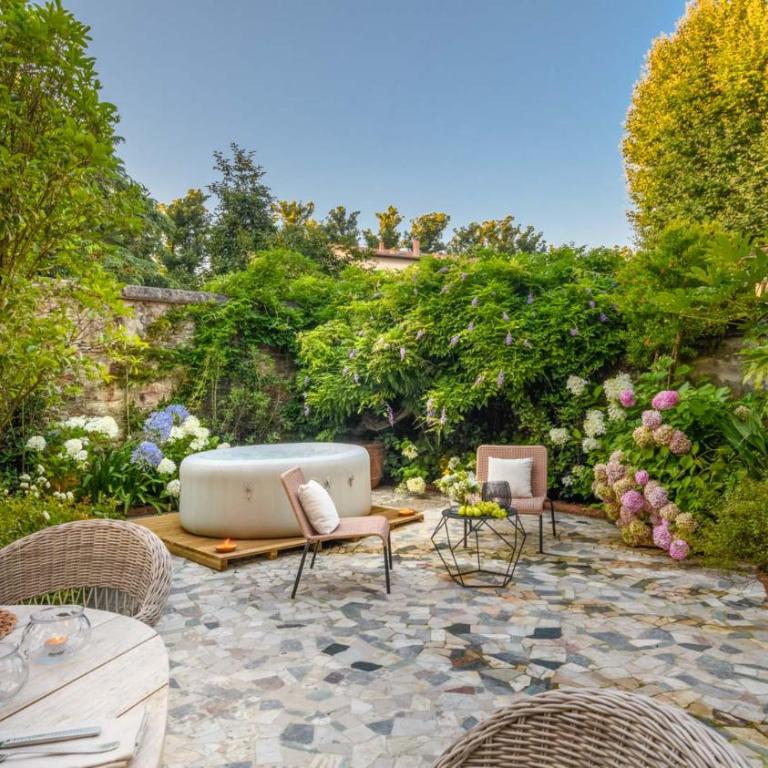 The Garden Lodge Luxury Home Private Garden and Jacuzzi in the centre - Appartamento con 2 Camere da Letto - 82