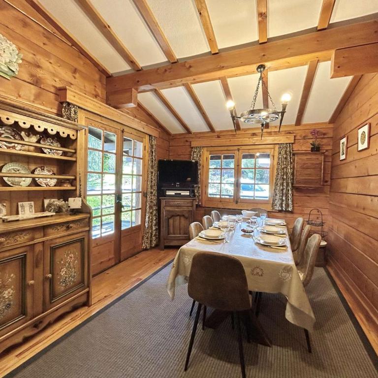 Chalet 6-8 pers, 4 chambres, proche remontées, parking - FR-1-597-182 - Chalet - 4