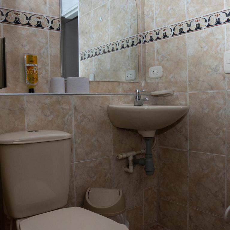 Lala's House Fusagasugá - Three-Bedroom House - 36