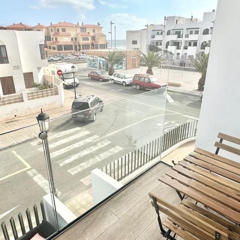 El Queque Sea View 2 bedroom 2desks and balcony - Two-Bedroom Apartment - 4