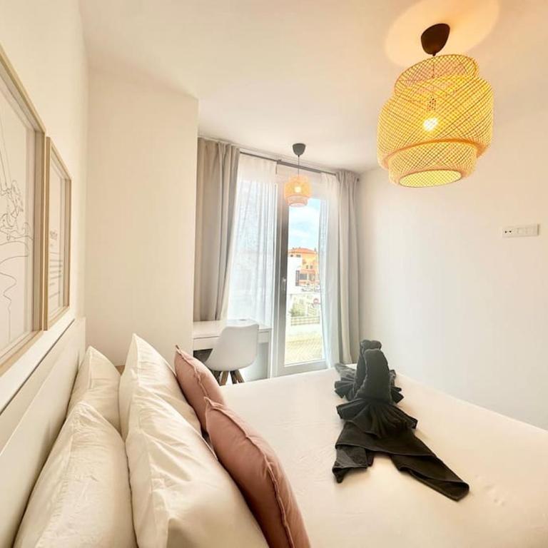 El Queque Sea View 2 bedroom 2desks and balcony - Two-Bedroom Apartment - 5
