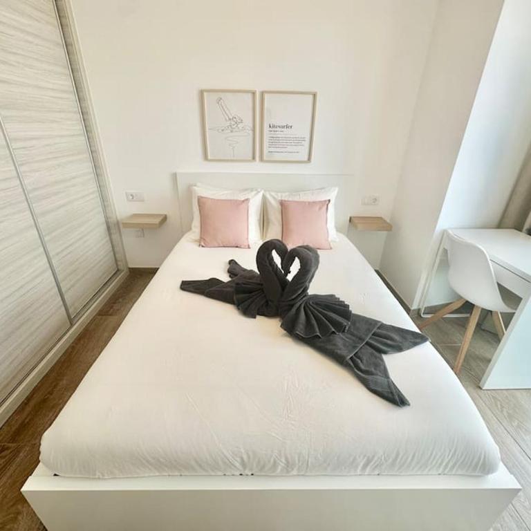 El Queque Sea View 2 bedroom 2desks and balcony - Two-Bedroom Apartment - 22