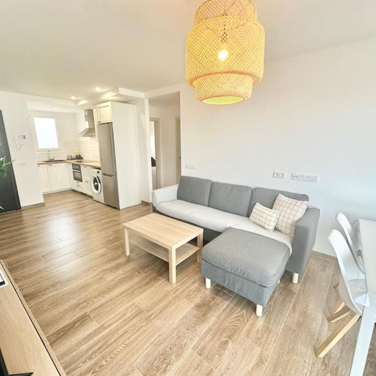 El Queque Sea View 2 bedroom 2desks and balcony - Two-Bedroom Apartment - 31