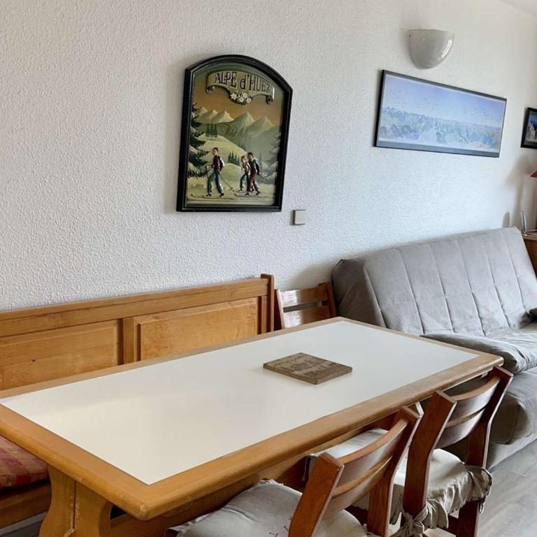 Appartement 2 pièces 6 pers, proche pistes et commerces, balcon, animaux OK, L'Alpe d'Huez - FR-1-405-362 - Appartement - 6