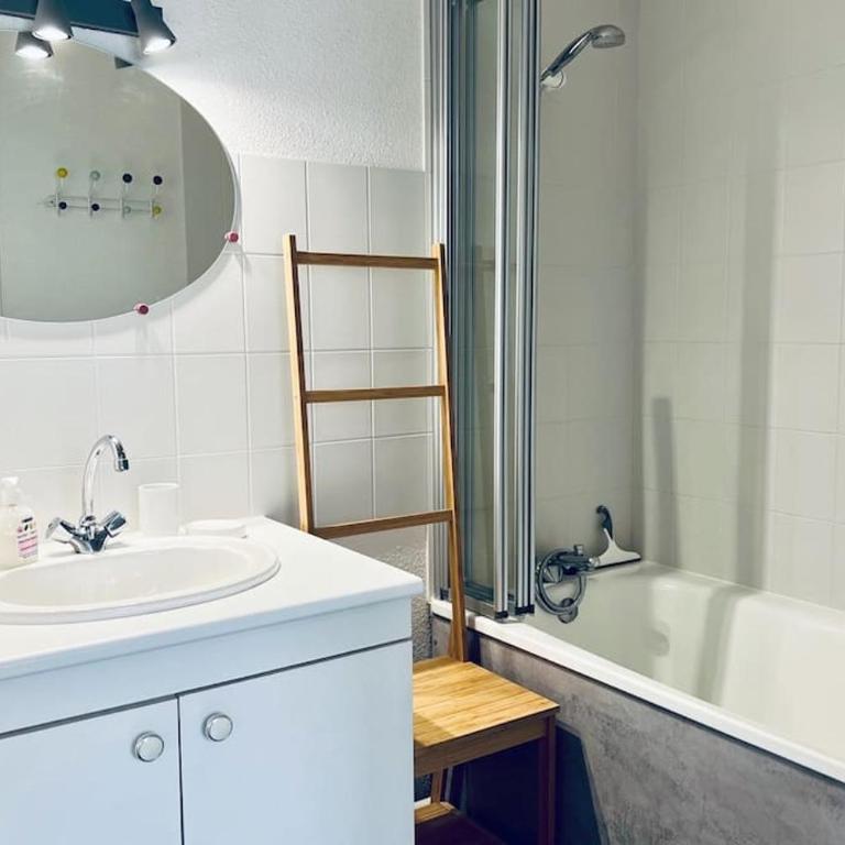 DUPLEX T4 clair, cosy et spacieux - 3 CHAMBRES 2 salles de bain CENTRE Cauterets VUE Pyrénées - Appartamento con 3 Camere da Letto e Vista Montagna - 11