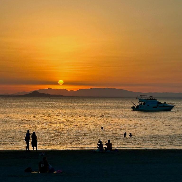 Apartamento en La Manga, Vistas mar, Wifi, AA - Two-Bedroom Apartment - Oceanfront - 10