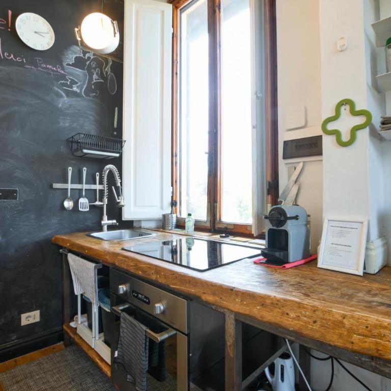Amicasa - Two-Bedroom Apartment - 4