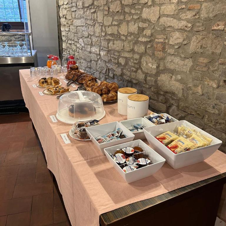 Ostello San Marco Cortona - 6-Bed Mixed Dormitory Room - 3