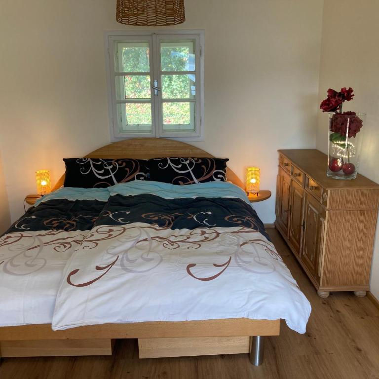 Naturfreundehaus Wallersee - Chambre Double – Vue sur Lac - 1