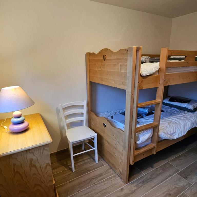 Appartement Chalet - 1 chambre lit double - espace partagé - Appartement 2 Chambres - 23