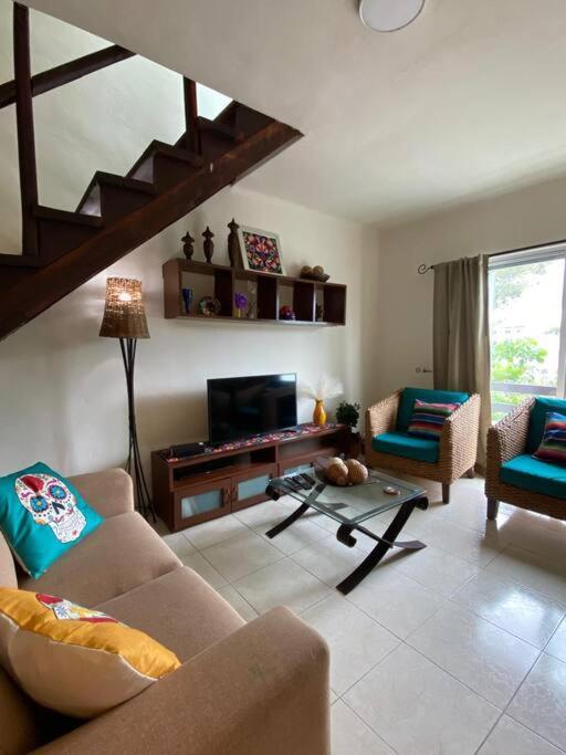 Penthouse 2BD 2BA with Private Rooftop and Plunge Pool - Two-Bedroom Apartment - 11