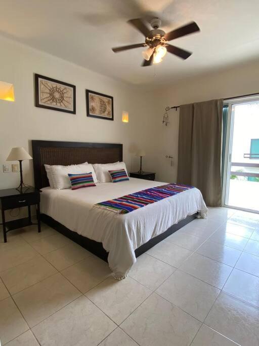 Penthouse 2BD 2BA with Private Rooftop and Plunge Pool - Two-Bedroom Apartment - 16